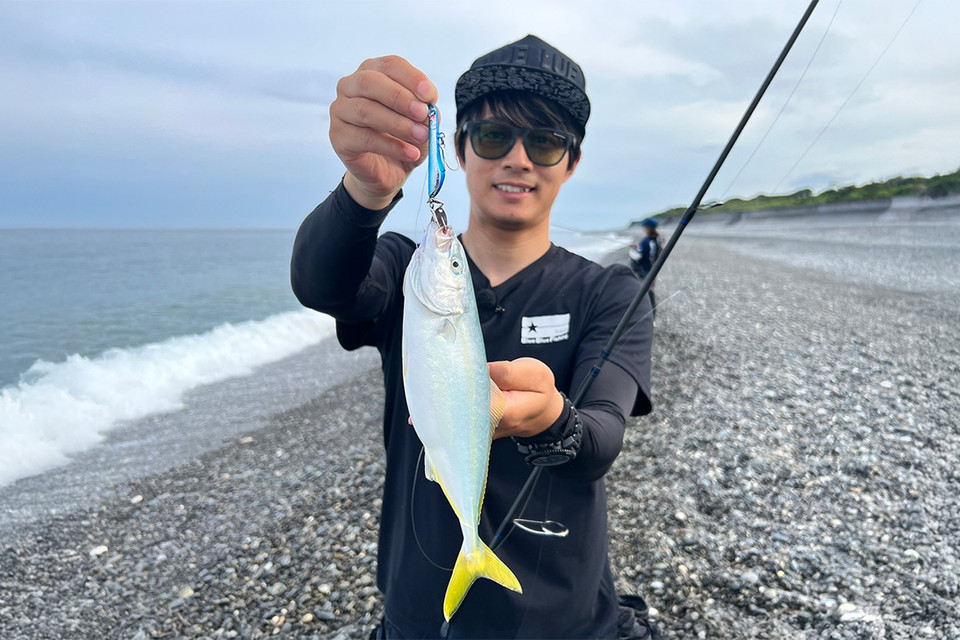 海と青の物語 23 堤防やサーフで楽しむ夏のショアジギング