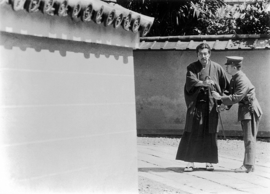 戒厳令（吉田喜重監督）