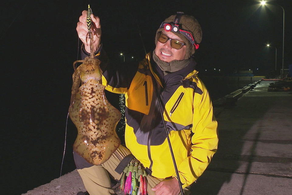 G WORLD 63　河野誠が低水温期のエギング攻略に挑む