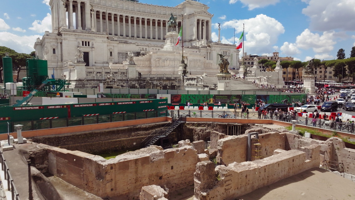 永遠の都ローマ：古代より紡ぐ地下物語