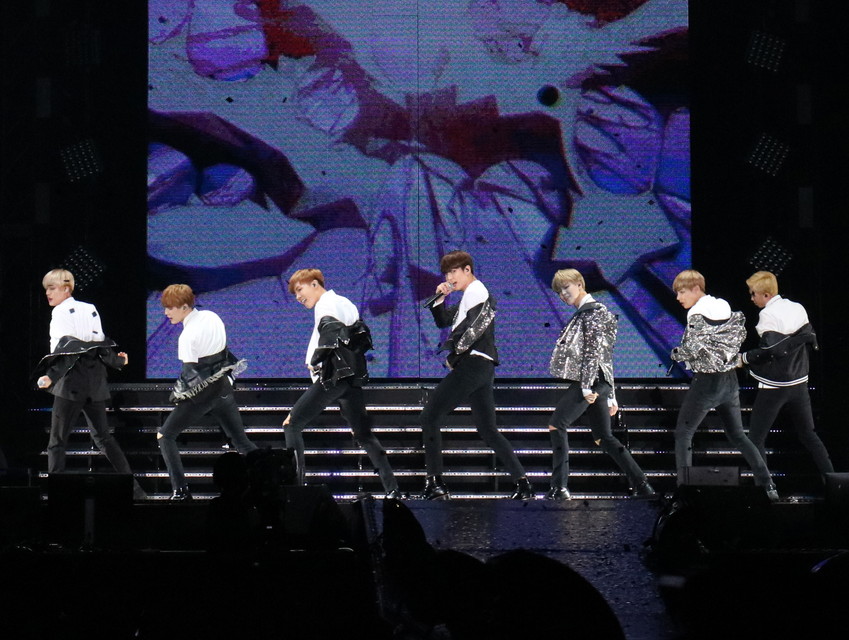 2016 BTS LIVE＜花様年華 on stage:epilogue＞ ～Japan Edition～