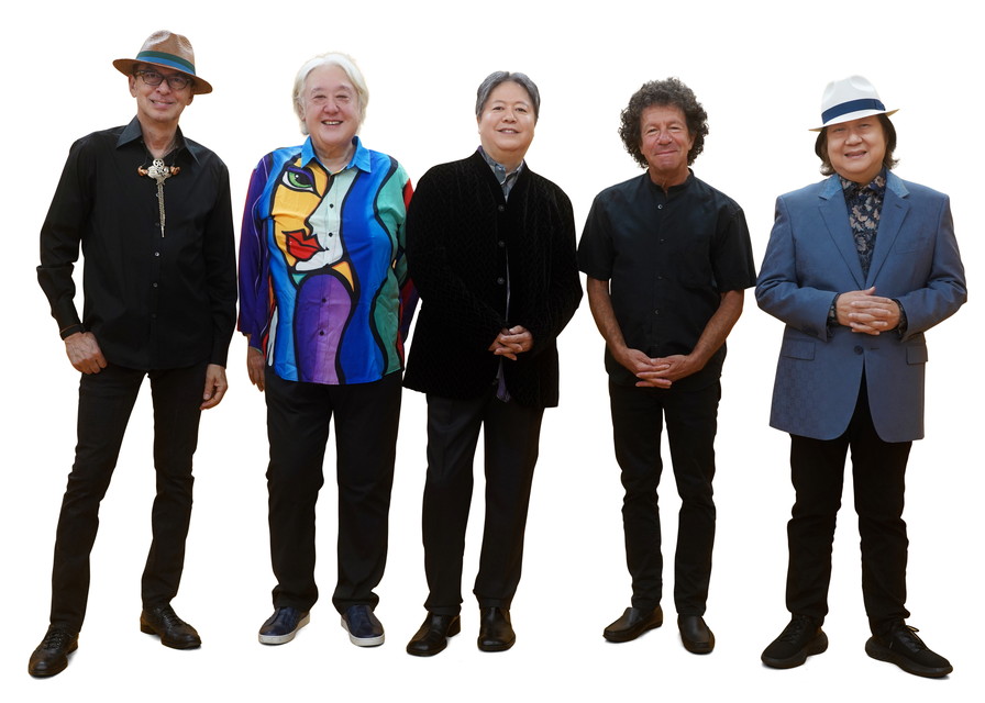 GODIEGO 50th Anniversary 3カ月連続特集！